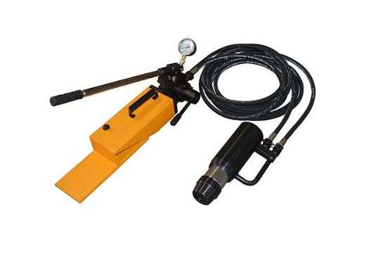 點(diǎn)擊查看詳細(xì)信息<br>標(biāo)題：MQ18-200/63礦用錨索張拉機(jī)具 閱讀次數(shù)：1568